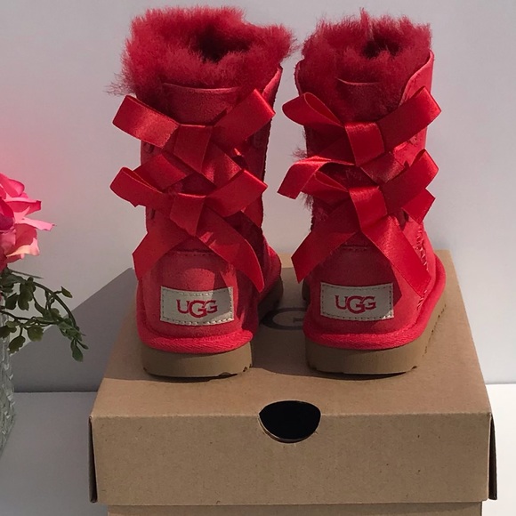 UGG Bailey Bow II Boots - Picture 2 of 8
